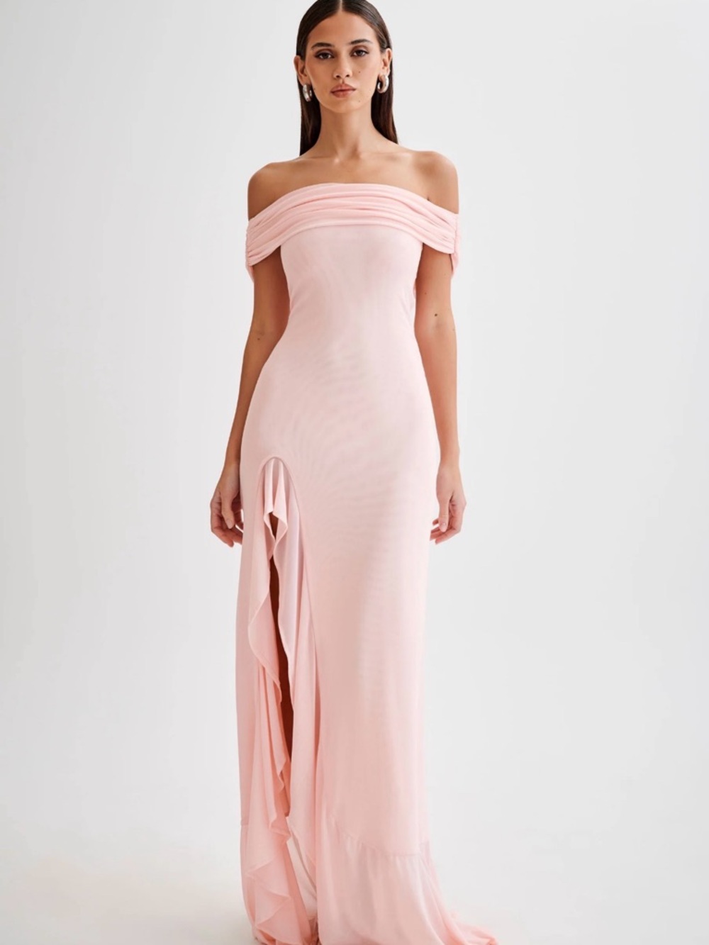 Audrey Off Shoulder Mesh Maxi
Dress - Pale Pink size Medium